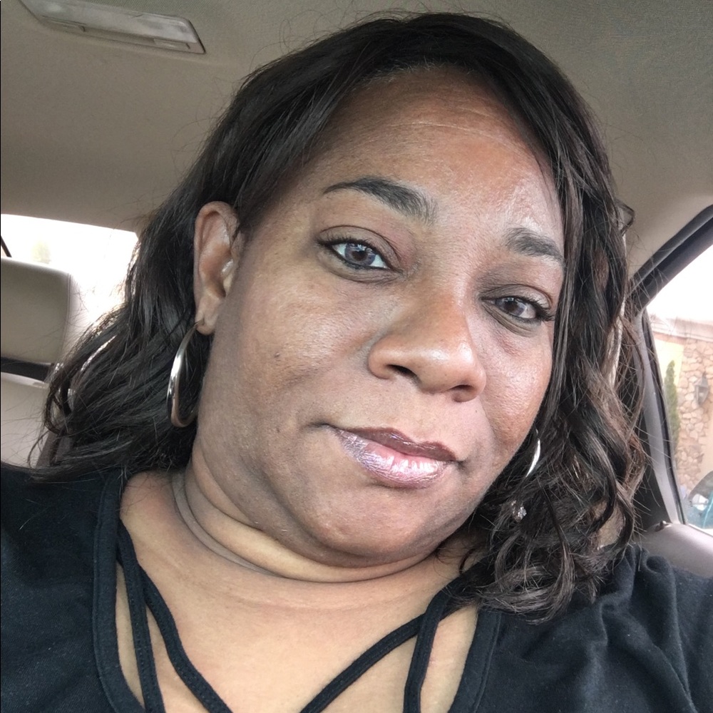 Meet your Posher, Desheika